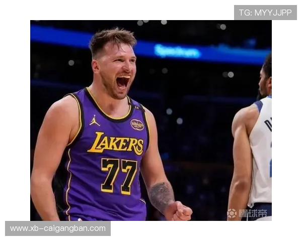 约翰逊高效13中10砍23分5板9助引领球队取胜全场统治级表现